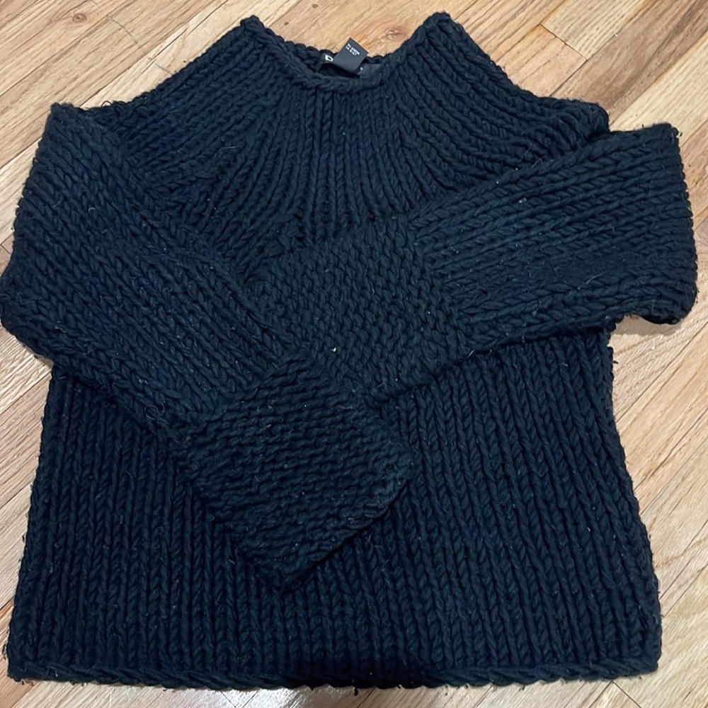 DKNY sweater